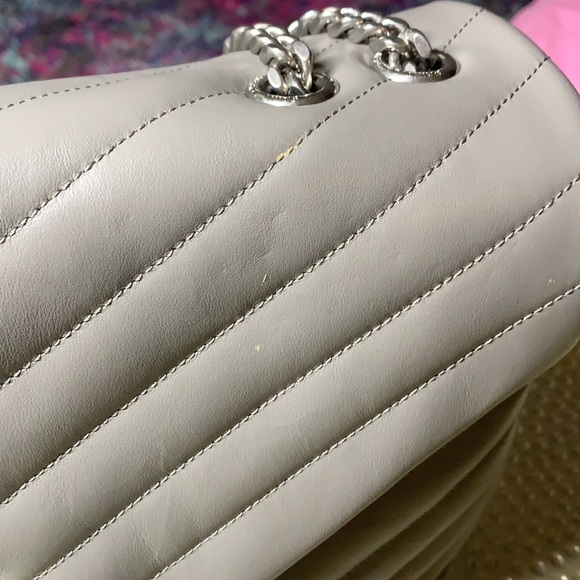 Large Loulou Chain Bag PearlGray Matelassé Leather - Picture 2 of 16